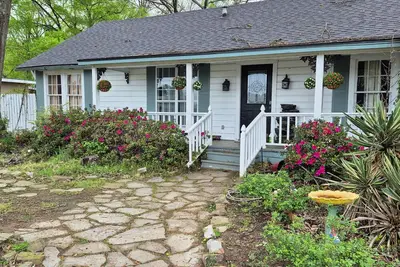 Image de Serendipity of Quitman\nCharming 2-bedroom home