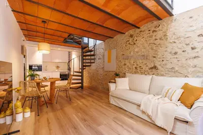 Image de Ballesteries 40 - Apartament Duplex à Girona | Bravissimo