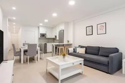 Image de Madrid La Elipa Ii - Two-bedroom apartment