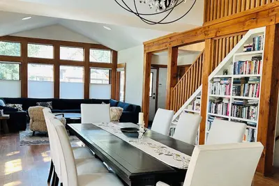 Image de Canmore, Alberta G7 Conference - Executive luxury accommodation