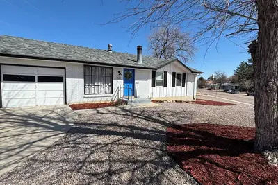 Image de King bed, Rv Parking, dedicated office