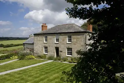 Image de Trewollack House, Newquay, Sleeps 8, dog friendly, near beach