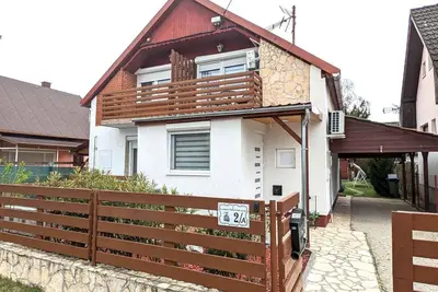 Image de Maison de vacances avec Wi-Fi et climatisation