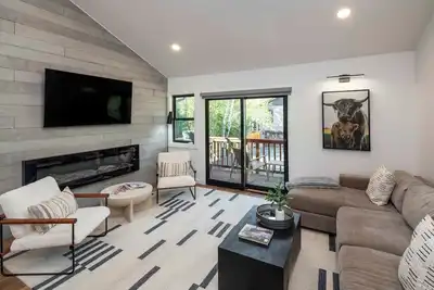 Abode at Sunnyside | Modern Mountain Chic