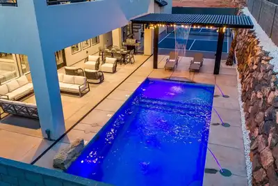 Image de Pecan Valley 5161|Private Pool, Pickleball Court, & Hot Tub