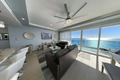 Image de Beach Condo | Kitchen | Hot Tub