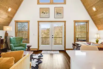 Image de Modern A-Frame Away from it All!