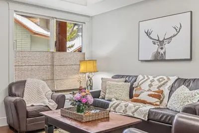 Image de Spacious Modern 3br w/ Hot tub & Pool