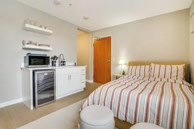 Image de Convenient Studio Stay: Easy Access to Twin Cities