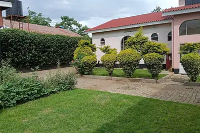 Image de Cozy three bedroom apartment in Arusha