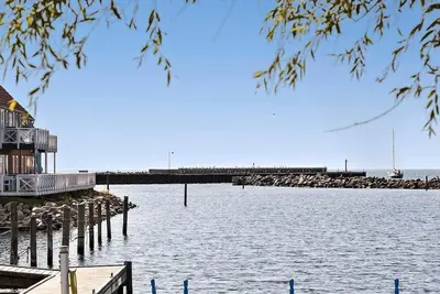 Image de 4105 Borre - Klintholm Havneby 5