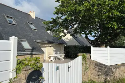 Image de maison 300 M de la plage du Roaliguen avec école de voile et plage surveillée