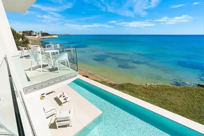 Image de Villa à Noto avec 4 chambres à coucher, 8 couchages