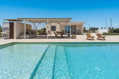 Image de Villa à Pachino avec 2 chambres à coucher, 4 couchages