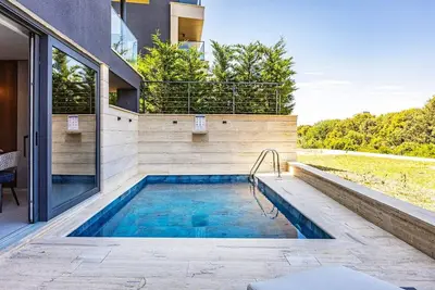 Image de The Bayfront - Luxury Pool Residence
