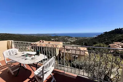 Image de Appartement 2 PIÈCES Cabine - 4 Personnes - Cavalaire