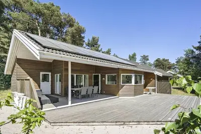 1457 Aakirkeby - Holsteroddevej 14