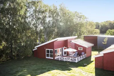 Image de 5732 Gudhjem - Rø Skolevej 10 Dør 17