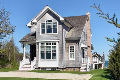 Image de Gorgeous North Fork Beach House, sea views, amazing sunsets, 3min walk to beach