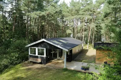 Image de 1462 Aakirkeby - Fyrreskoven 40