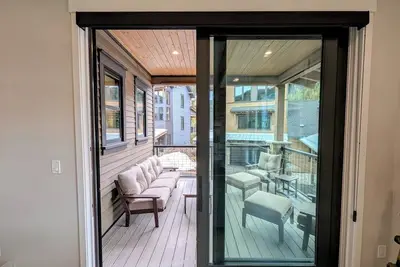 Image de Luxury Townhome w/ Hot Tub – Walk to the Slopes