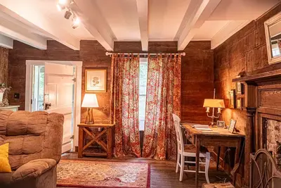 Image de Country Roads Take Me Home.