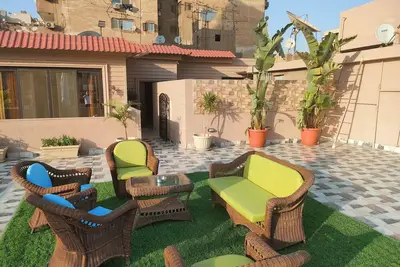 Image de Fantastic and spacious modern rooftop apartment overlooking downtown