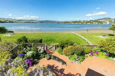 Image de Mana Magic - Porirua Waterfront Holiday Home