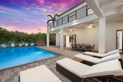 Image de Lux 10 Bed&Bath Suite Villa w/ Warm Pool & Game Rm