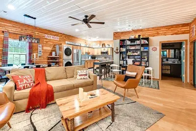 Image de Game Room, Bar & Hot Tub: Perfect Group Getaway