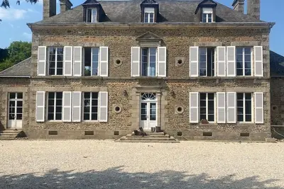 Image de Château du Xvii eme siècle, en Mayenne, pour groupes, familles, événements.