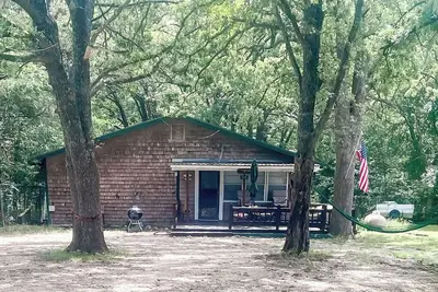 Image de Hook & Heaven is perfect for fisherman or couples who want to visit Lake Texoma