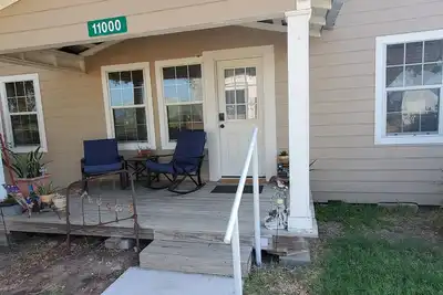 Image de Charming 2-bedroom farmhouse in Snook, Tx with WiFi and Ac