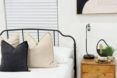 Image de Modern 2br Retreat - Fast WiFi, Ac & Prime Houston Location