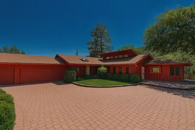 Image de Stunning Creekside Views 3 Bed, 2 Bath, Private Retreat