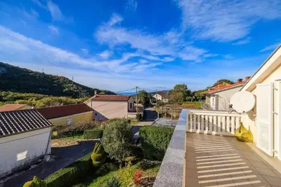 Image de Appartement de vacances avec jardin et barbecue