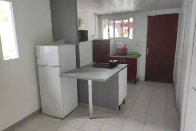 Image de ✨ Appartement meublé – Clim, Wi-Fi, terrasse – Vacances en Martinique – Ducos