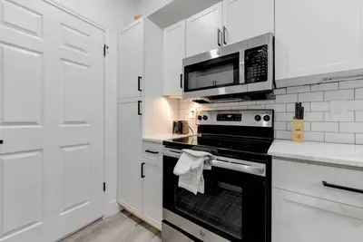 Image de Soco 2 Br/1 Ba Apt Atxdt