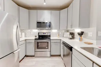 Image de Atx 2br/1ba Apt Downtown View/Walk Score: 89