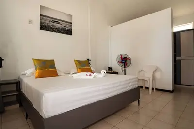 Image de Modern Bed & Breakfast Room 1 and easy access to the beach of English Bay