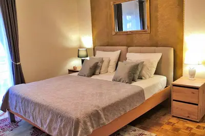 Image de Relaxing Getaway with Private Terrace, Pool & Free Parking