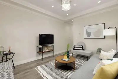 Image de Spacious 4-Bedroom Home in Convenient Vancouver