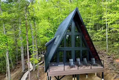 Image de Slate Estate • Brand New • Rrg Cabin