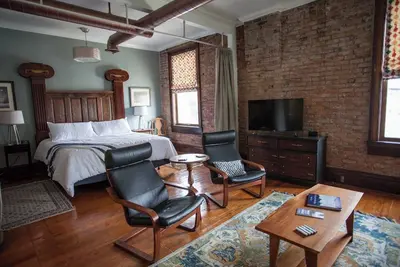 Image de Heaven: Hip Downtown Livingston Loft