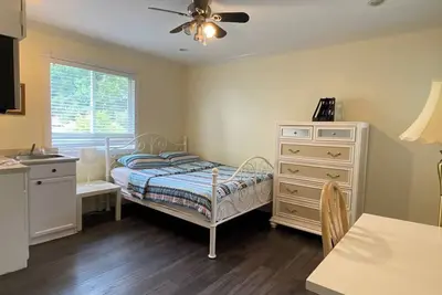 Image de Quiet Guest Suite Near the White Rock Resort