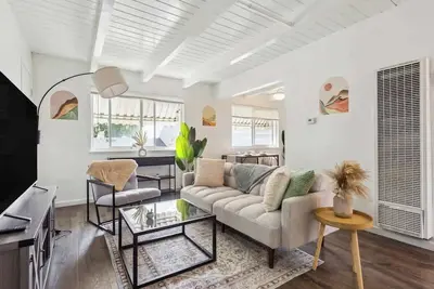 Image de Uc Proximity - Cozy City Stay - Free Parking Spot