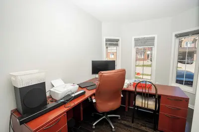 Image de Spacious 4-Bed, 2. 5-Bath Home in Brampton East – Perfect for Long Stays!