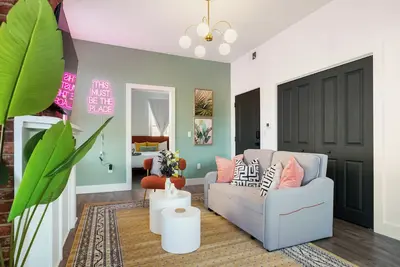 Image de Charming 1-Bedroom Apartment in Lovely Pittsburgh With Ac