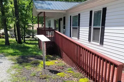 Image de Wish You Were Here Spacious Pomme de Terre Lake Home with Ac, WiFi, in Galmey