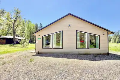 Image de Family-Friendly 2-bedroom house with Ac, WiFi near Yosemite Valley